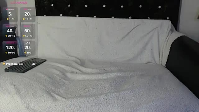 LunaSophiee — live VR cam preview