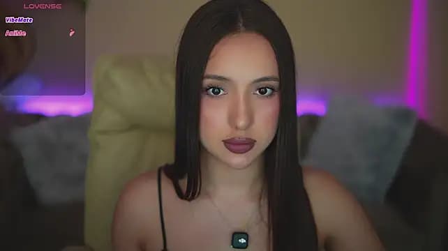 OliviaMoore_ — live VR cam preview