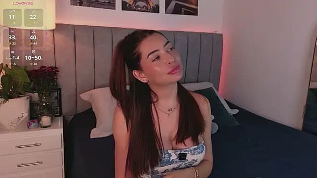 caralella — live VR medium cam
