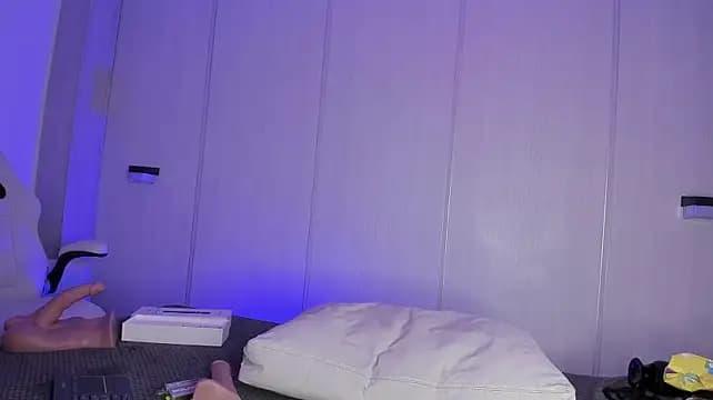 sasha_riverss — live VR medium cam