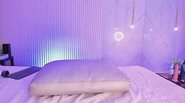 kimberly_montiel — live VR role-play cam