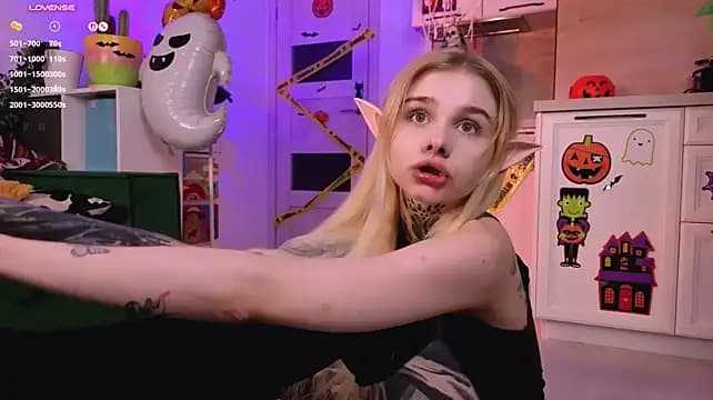 Britney_Lynch — live VR cam
